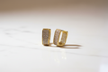 Boucles d'oreilles acier inoxydable avec strass. dorées