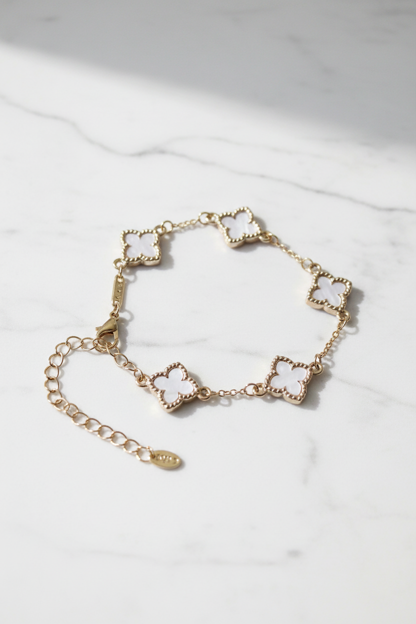 Bracelet acier inoxydable avec trefle blanc nacré