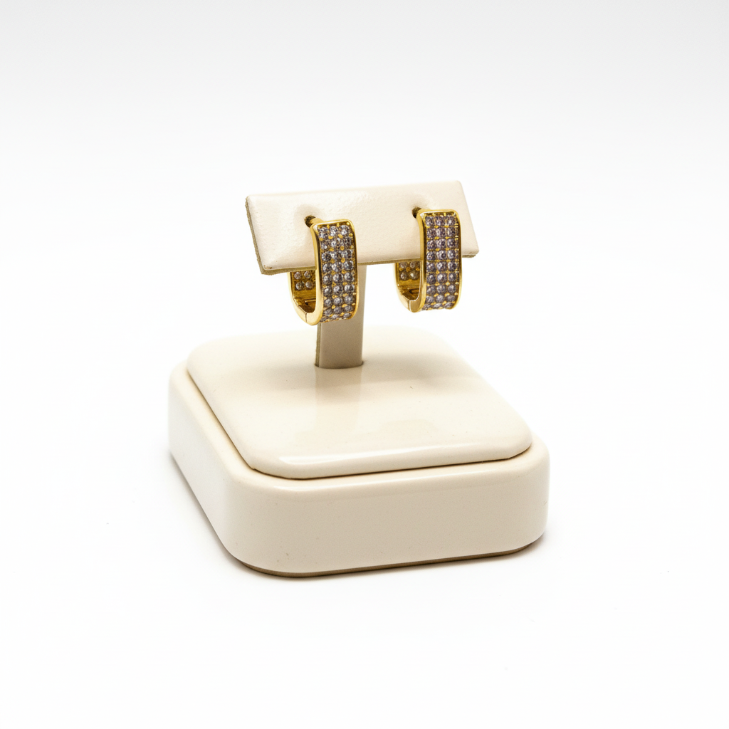 Boucles d'oreilles acier inoxydable avec strass. dorées