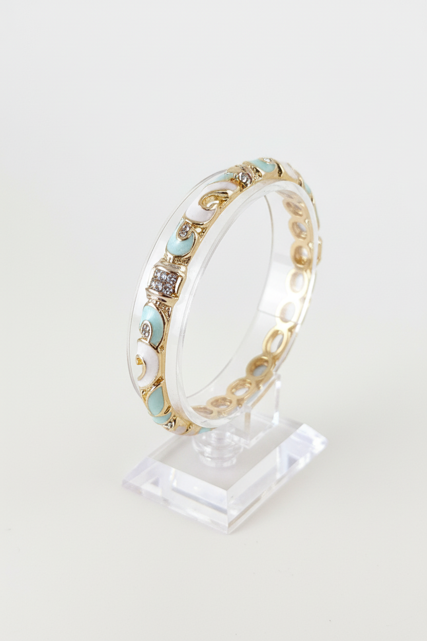 Bracelet thaïlandais fin et delicat  couleur pastel laiton